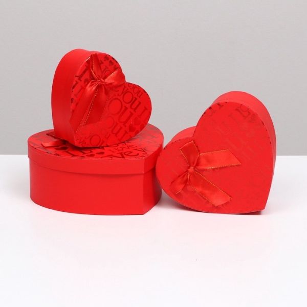 Подарочный коробки форме  сердца 3в1
