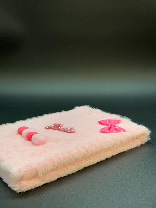 Блокнот меховой Барби