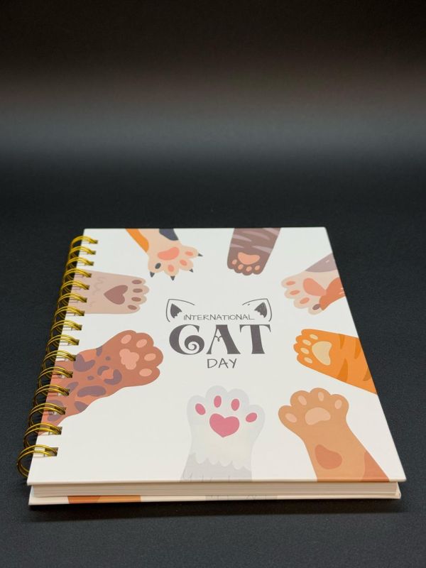 Блокнот Кошачий лапки