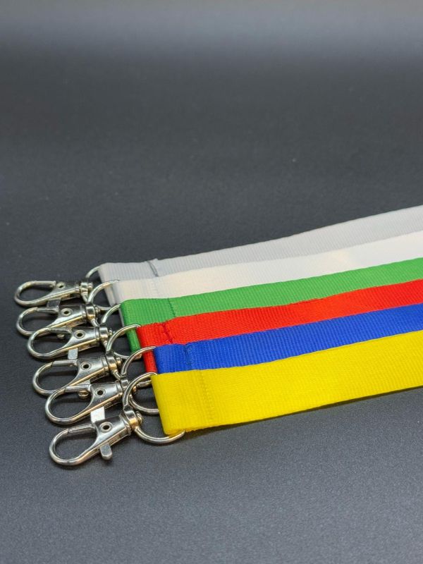 Веревка для бейджика