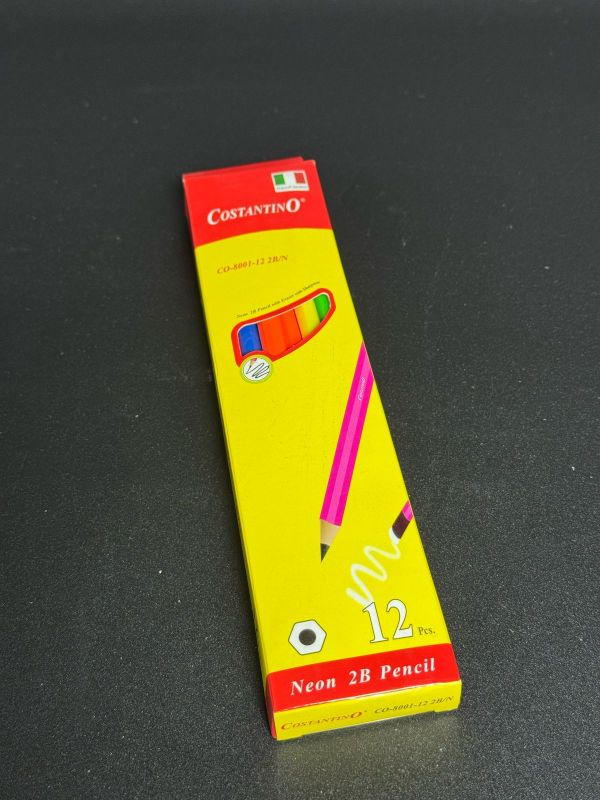 Карандаш простой HB + точилка в упаковке 12 шт