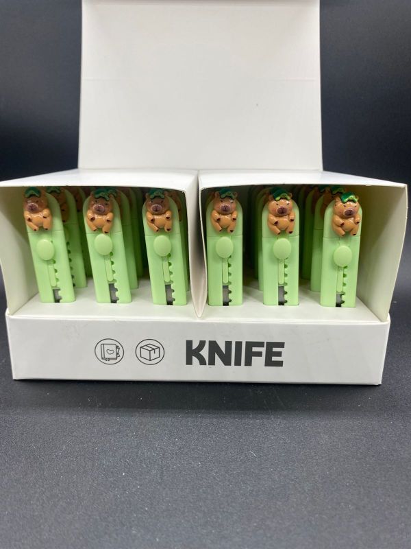 Канцелярский нож Капибара