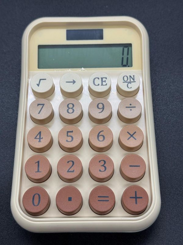 Калькулятор оранжевый