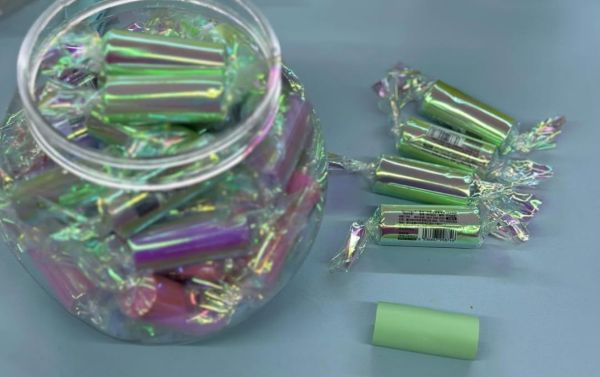 Ластик конфетка в банке 48шт