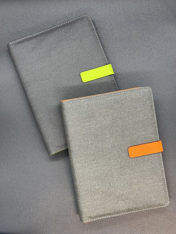 Блокнот с кольцами формат А5 в линейку твердый обложка